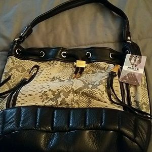 Aimee Kestenberg bucket bag-Shasha